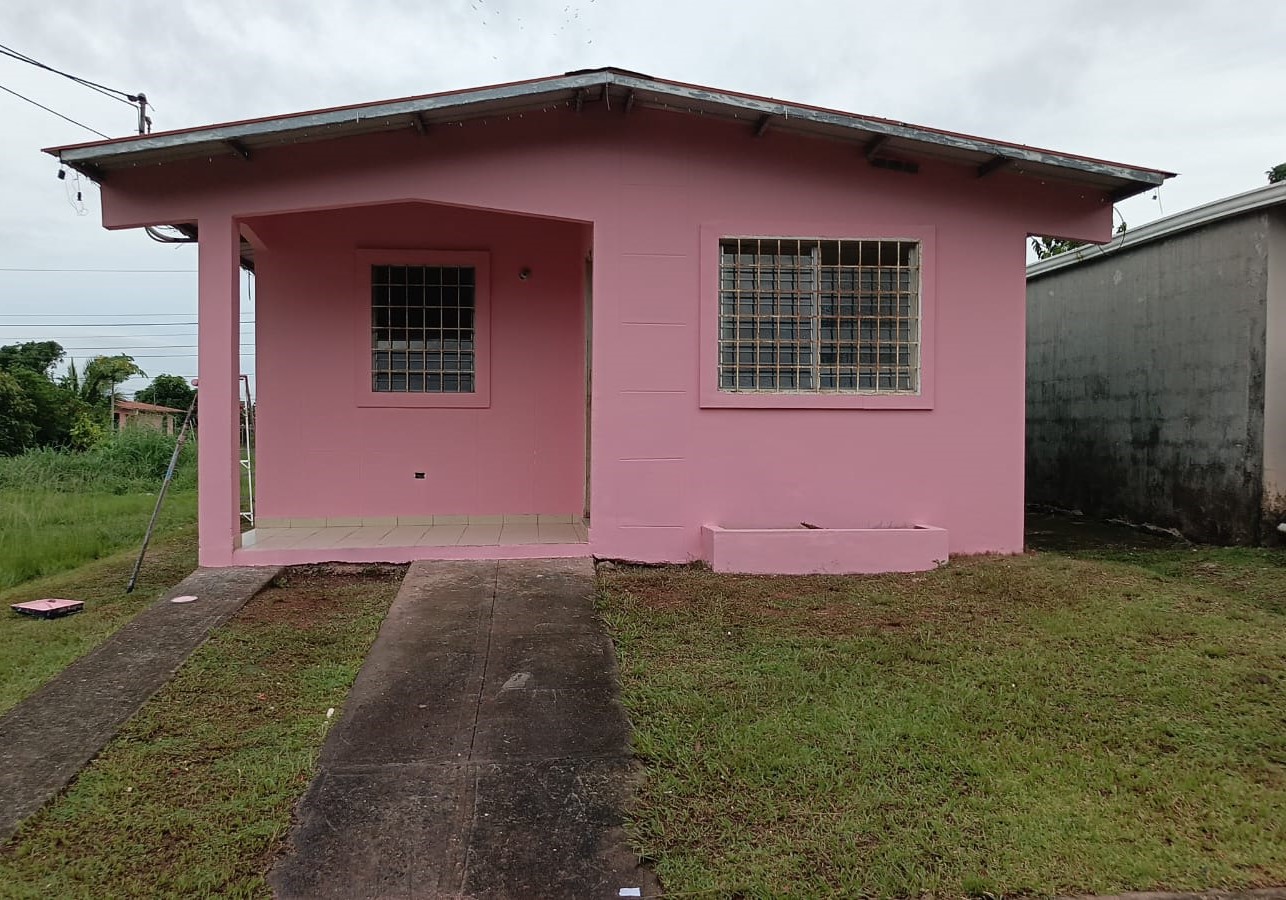 Imagen de bien en venta ubicado en: Panamá, Chorrera, Guadalupe, Residencial Villa Del Carmen, Casa G1 Calle A1