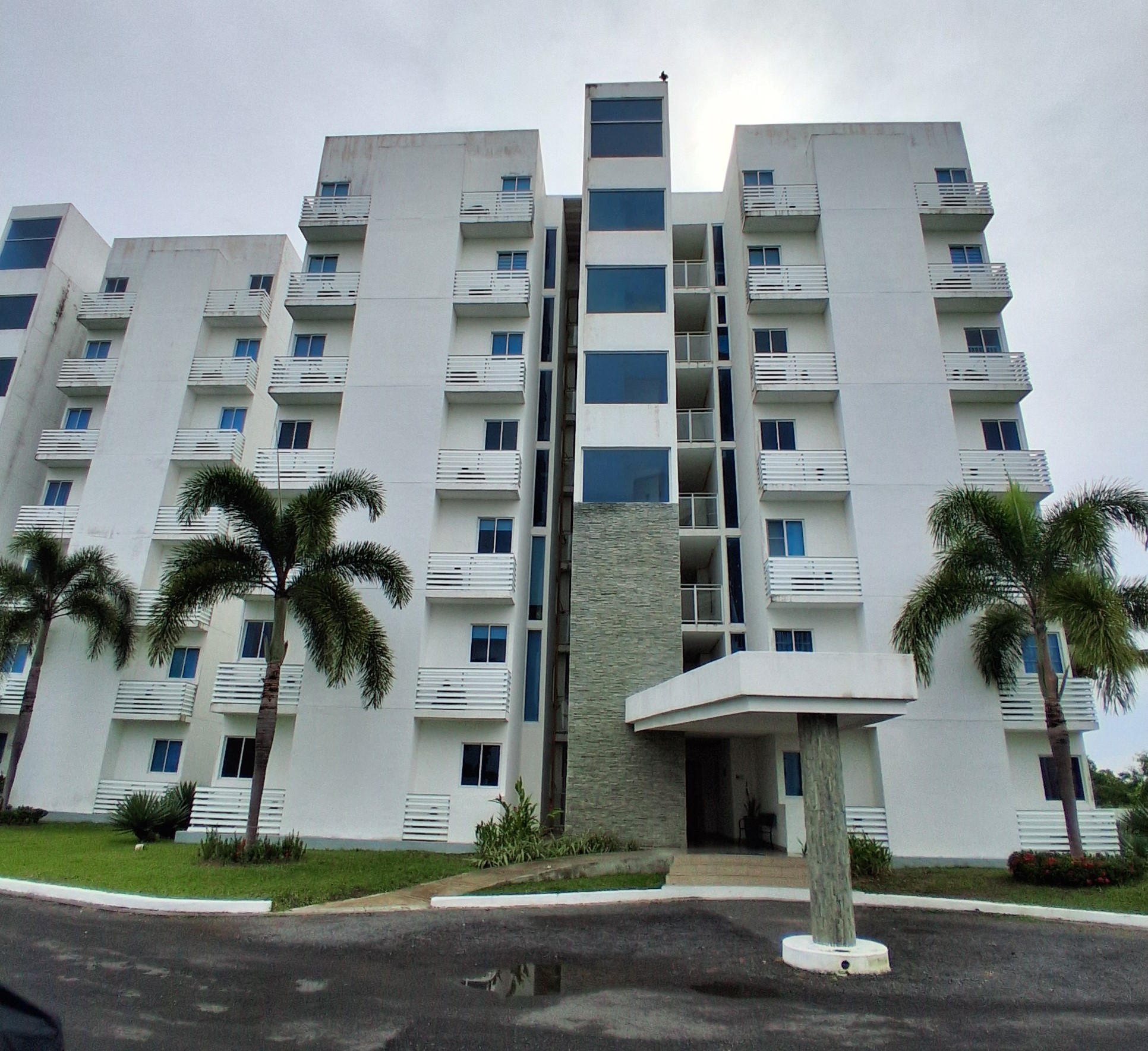 Imagen de bien en venta ubicado en: Coclé, Antón, Río Hato, P.H Coral Park, Apto 3B completo Playa Blanca Resort