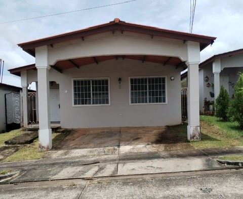 Imagen de bien en venta ubicado en: Panamá Oeste, Arraiján, Nueva Emperador, Brisas del Golf Arraiján, Casa R142, Calle 21