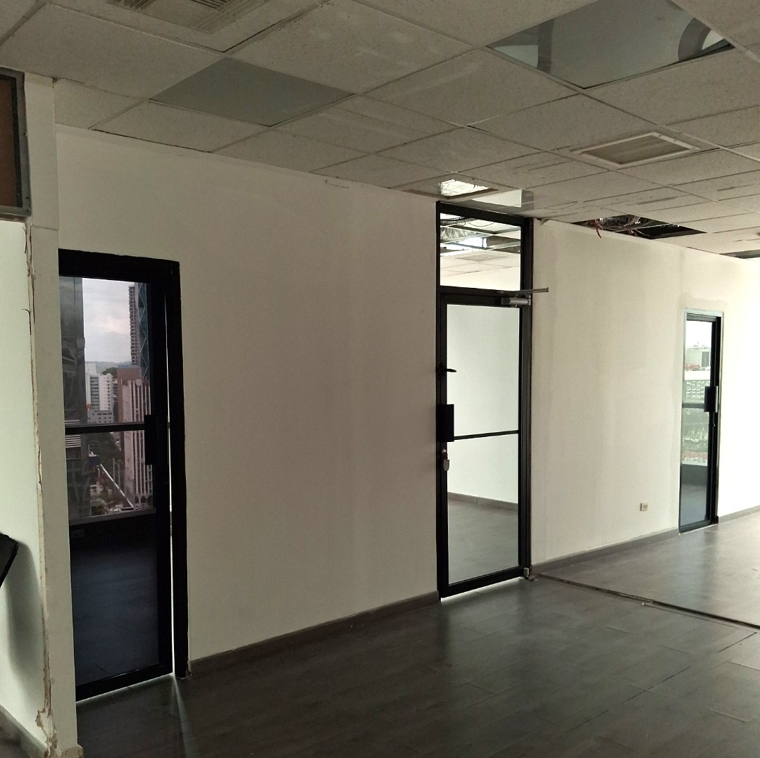 Imagen de bien en venta ubicado en: Panamá, Panamá, Bella Vista, P.H Plaza Banco General, Local L18C