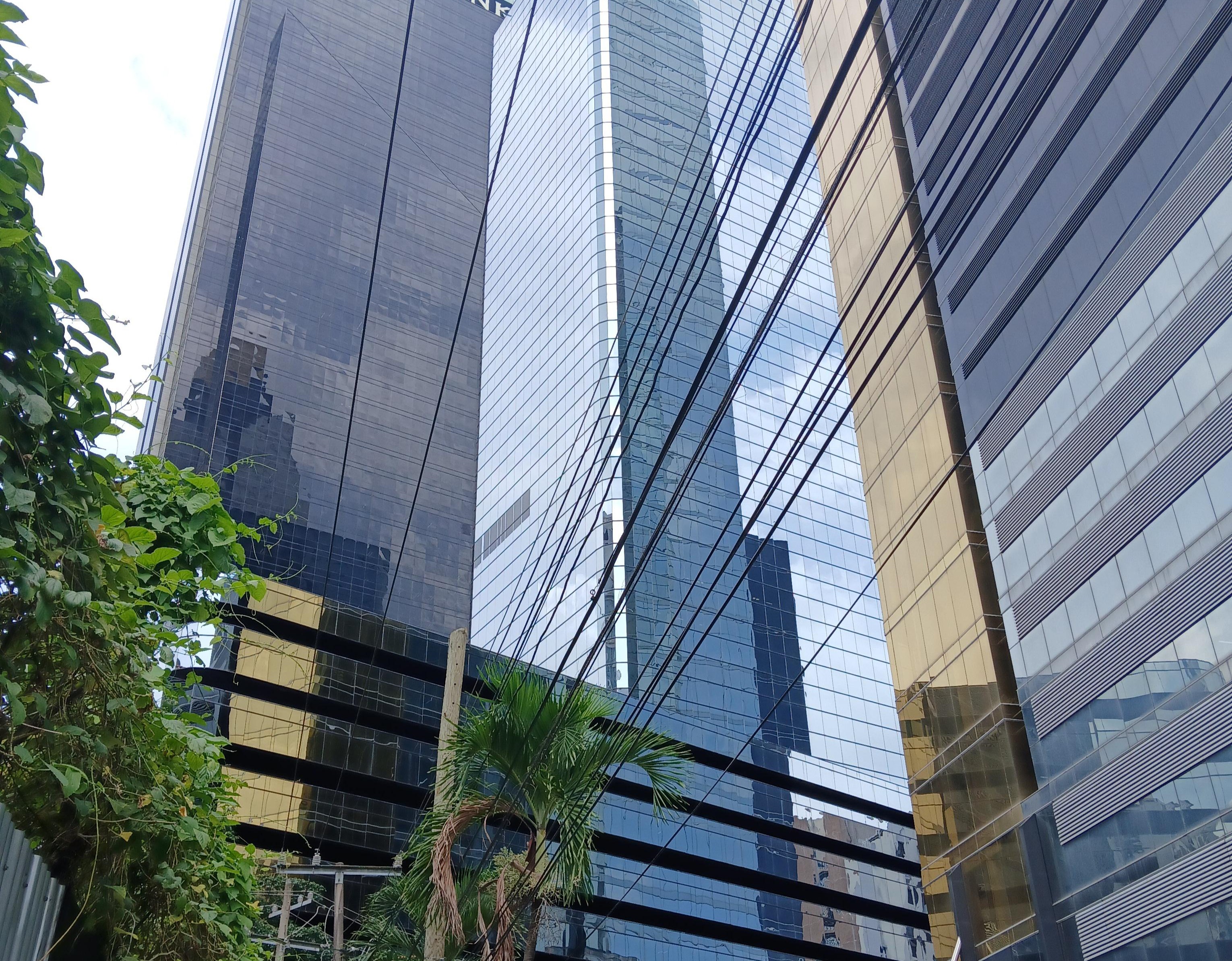 Imagen de bien en venta ubicado en: Panamá, Panamá, Bella Vista, P.H Plaza Banco General, Local L25B y L25D
