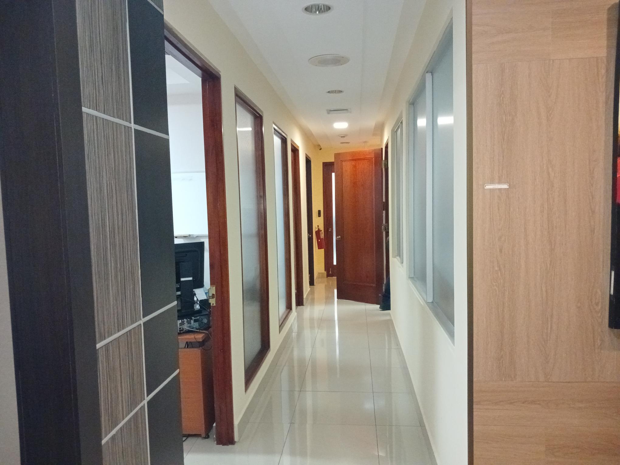 Imagen de bien en venta ubicado en: Panamá, Panamá, Bella Vista, P.H Plaza Banco General, Local L25B y L25D