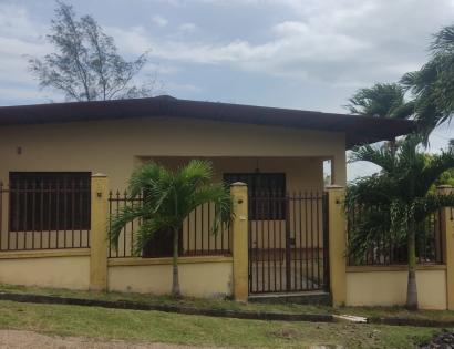 Imagen de bien en venta ubicado en: Panamá Oeste, Arraiján, Nuevo Emperador, Los Magallones, Sobre Calle Don Rosendo