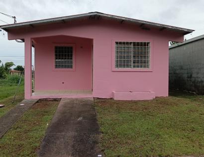 Imagen de bien en venta ubicado en: Panamá, Chorrera, Guadalupe, Residencial Villa Del Carmen, Casa G1 Calle A1