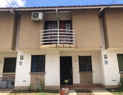Imagen de bien en venta ubicado en: Panamá, Panamá, Pacora, P.H. Mirador del Bosque, P.H. 38, Casa #9