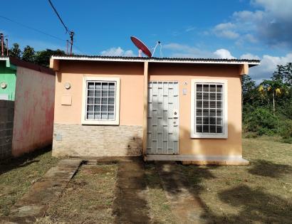 Imagen de bien en venta ubicado en: Panamá Oeste, La Chorrera, Puerto Caimito, Residencial Valle de Marazul, Casa 755 Calle 19