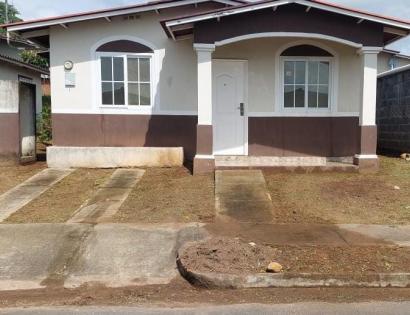 Imagen de bien en venta ubicado en: Panamá Oeste, La Chorrera, La Chorrera, Residencial Villa Real, Calle Séptima, Casa No B275