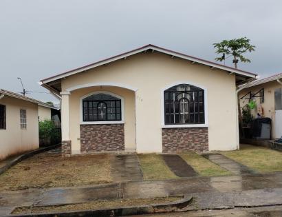 Imagen de bien en venta ubicado en: Panamá Oeste, Arraiján, Juan Demostenes Arosemena, Urbanización Villas de Santander II, Lote 114, Calle Loma Between