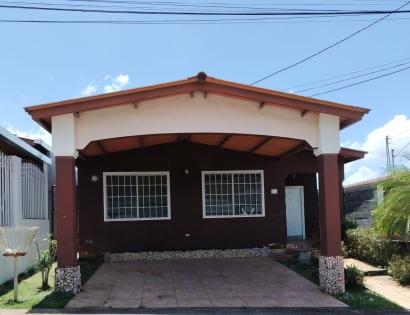 Imagen de bien en venta ubicado en: Panamá Oeste, Arraiján, Arraiján, Urbanización Brisas Del Golf Arraiján, Casa E-77, Calle 9