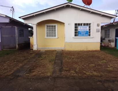 Imagen de bien en venta ubicado en: Panamá Oeste, La Chorrera, Playa Leona, Residencial Bosque Dorado, Cluster las Veraneras, Calle D, Casa B-90