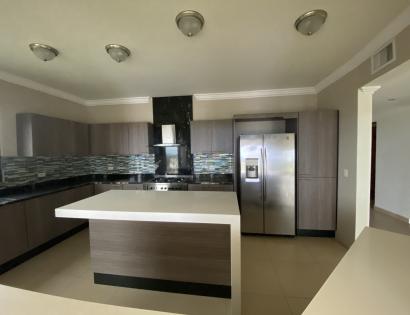 Imagen de bien en venta ubicado en: Panamá Oeste, San Carlos, San Carlos, Vista Mar & Beach Resort, P.H. Las Olas, Nivel 800, U.I 8-A